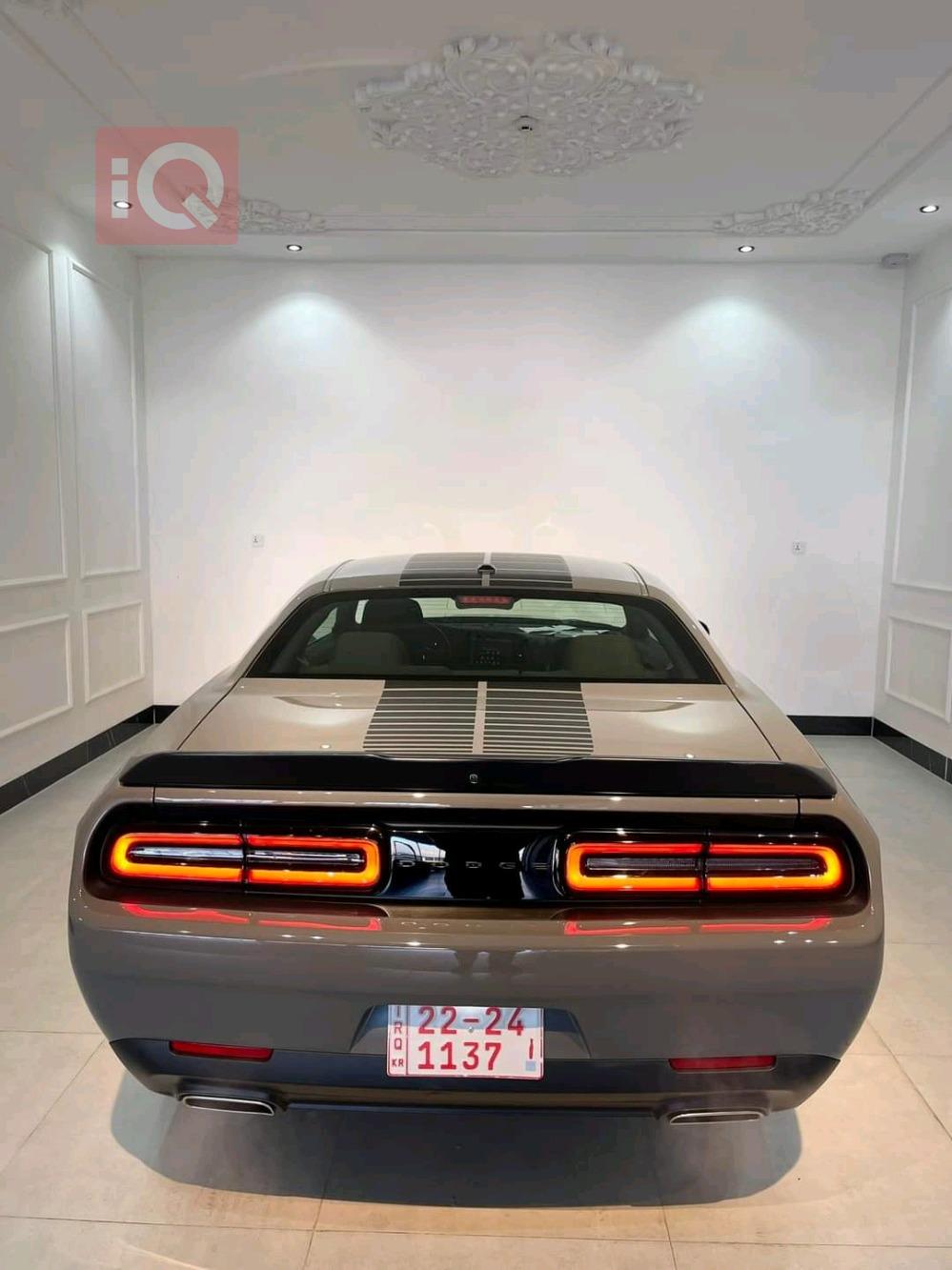 Dodge Challenger